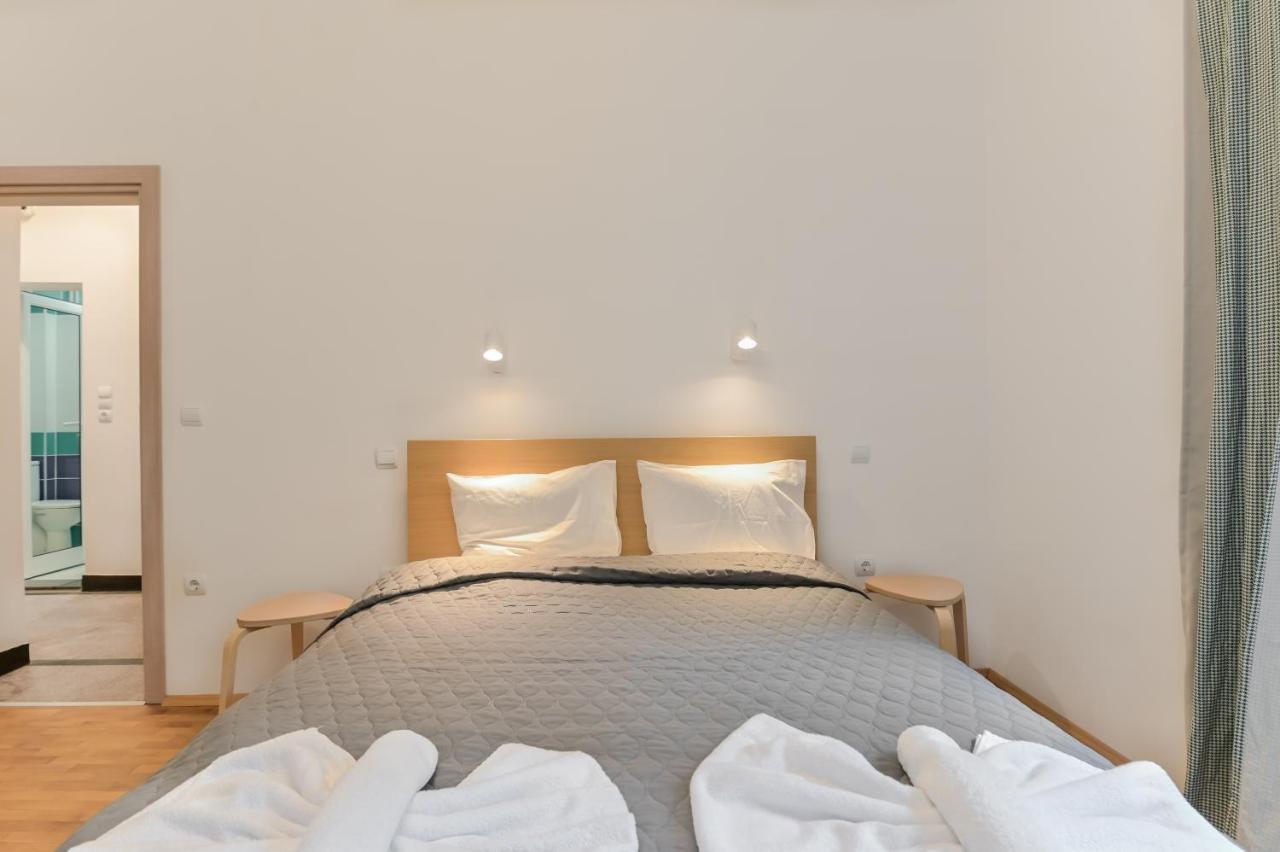 Bright Apartment In The Heart Of The City By Flat Mаnager 소피아 외부 사진
