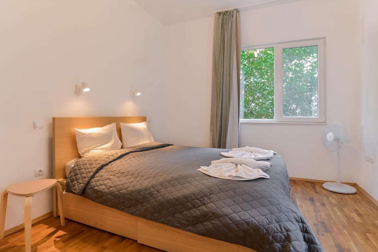 Bright Apartment In The Heart Of The City By Flat Mаnager 소피아 외부 사진